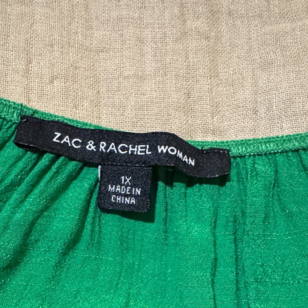 Kelly Green Women's Top with Sleeve & Hem Ruffle - 1X / XL - So Vibrant! - Picture 7 of 11